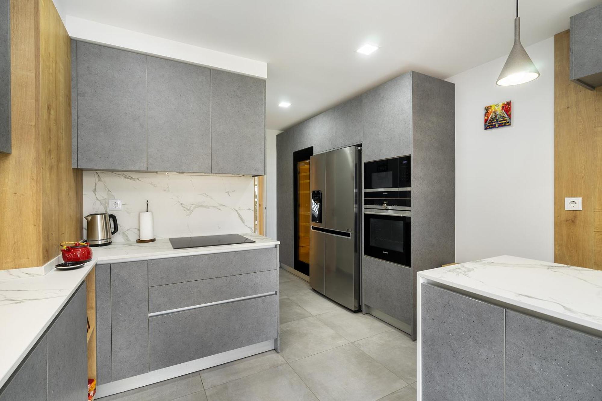 Whome Family Condo - Urban Retreat With Parking, Ac, Elevator In Great Location Lisboa المظهر الخارجي الصورة